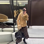 Women's short jacket made of faux suede with voluminous shawl collar and fur cuffs Fashion Glam