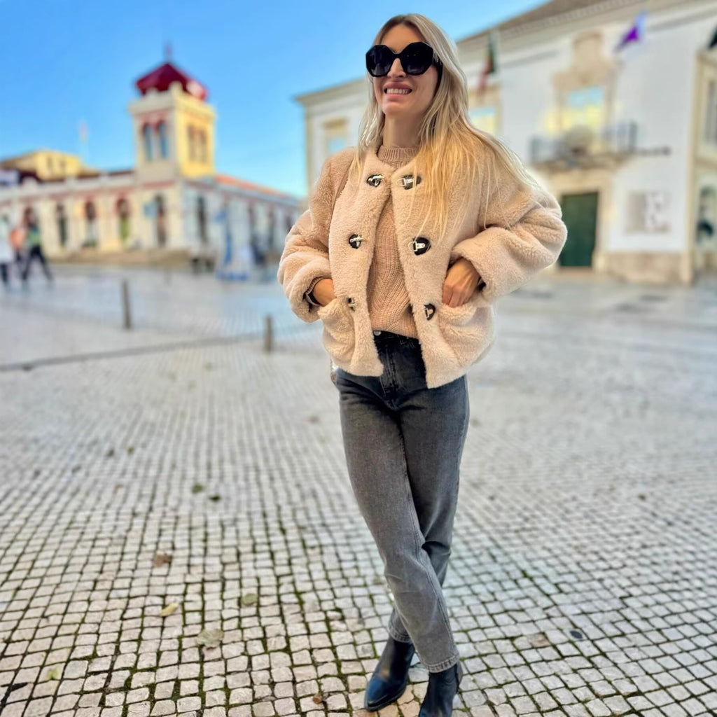 Women's Short Teddy Jacket Made of Faux Fur with Toggle Closures and Patch Pockets Fashion Glam