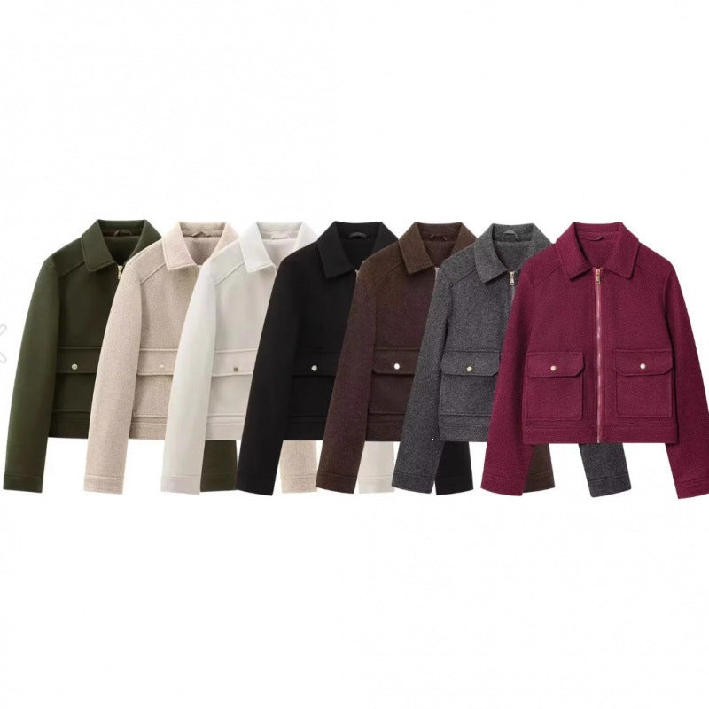 Women's short jacket in velour look with flap patch pockets and full-length zipper Fashion Glam