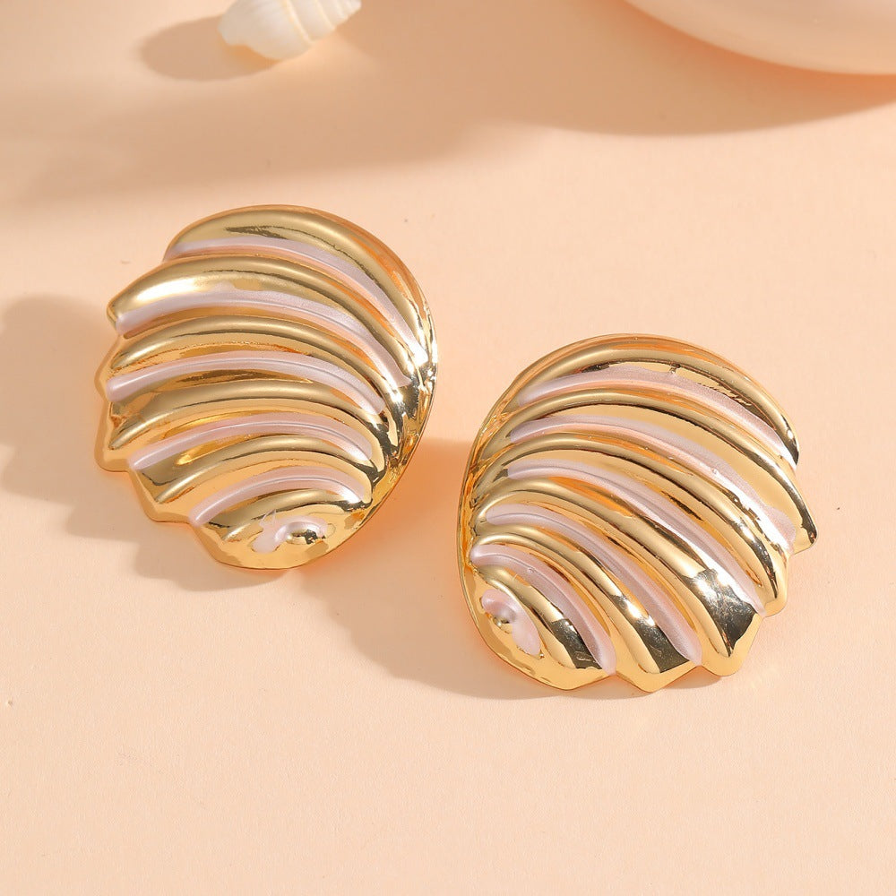 Women's ear clips in maritime shell design Fashion Glam