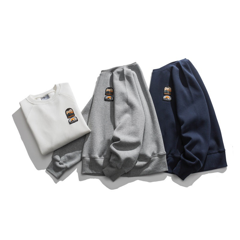 Unisex Oversize Sweatshirt with raglan sleeves and mountain patch Fashion Glam