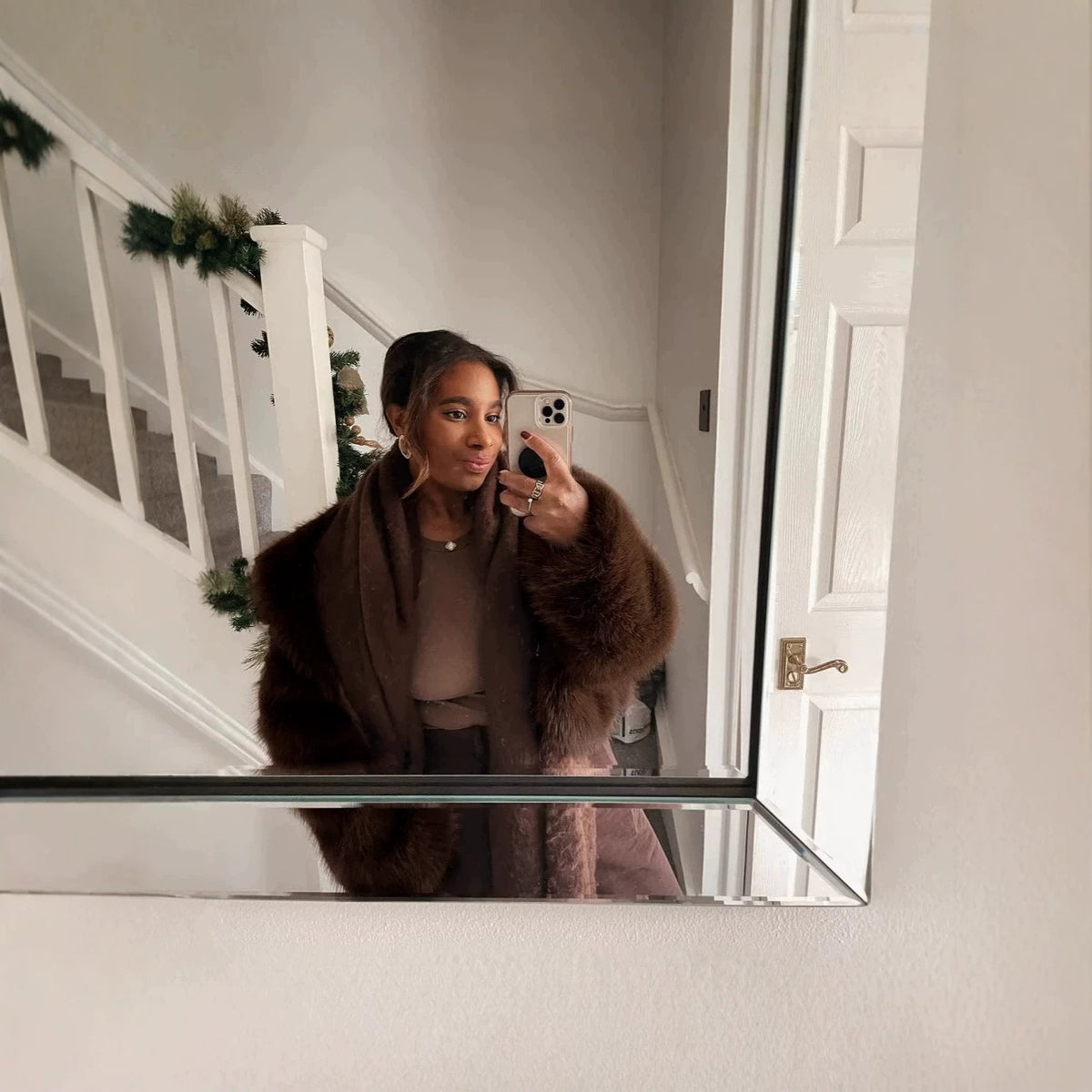 Ladies Short Voluminous High-Pile Faux-Fur Bolero Jacket with Boxy Silhouette Fashion Glam