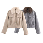 Ladies short wool jacket with voluminous fur collar, snap-button front and patch chest pockets Fashion Glam