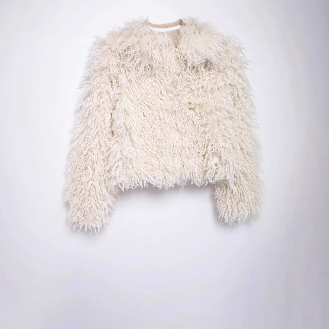 Women's short jacket made of high-pile faux fur in shaggy look Fashion Glam