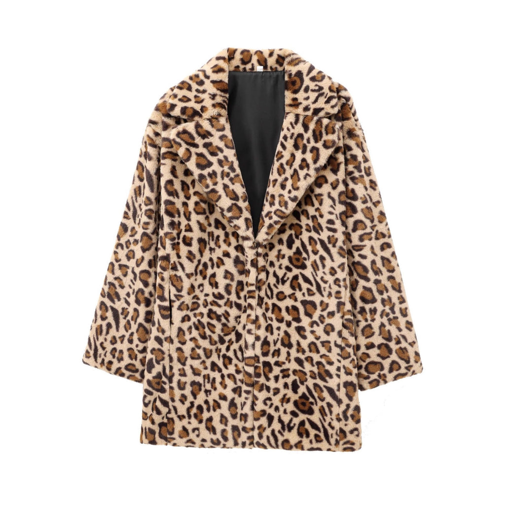 Women's faux fur coat in oversized cut with lapel collar, tie belt and pockets Fashion Glam