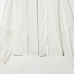 Ladies blouse with delicate lace appliqué, concealed button placket and balloon sleeves Fashion Glam