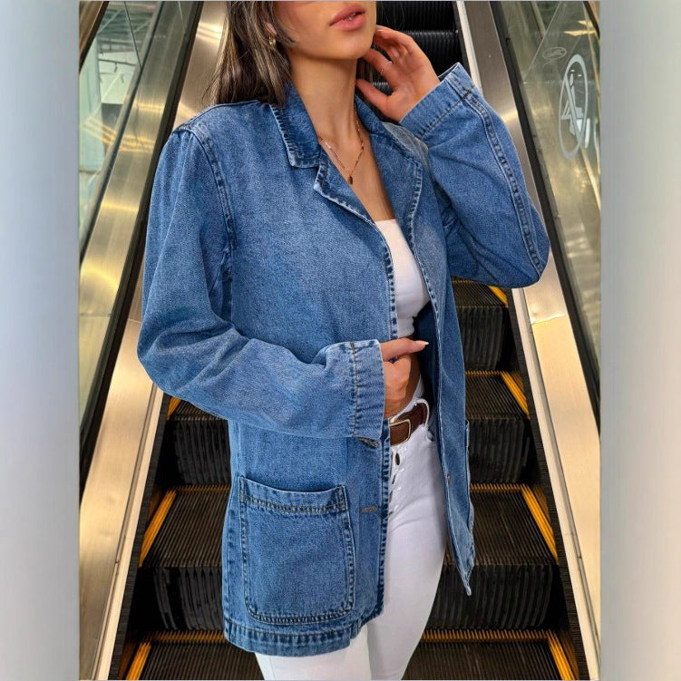 Women tailored denim jacket with stand-up collar, four flap pockets and slightly flared hem Fashion Glam