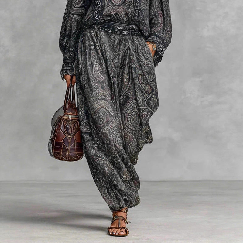 Women Flowing Boho Two-Piece Set with Loose Tunic and Harem Pants in Paisley Design Fashion Glam