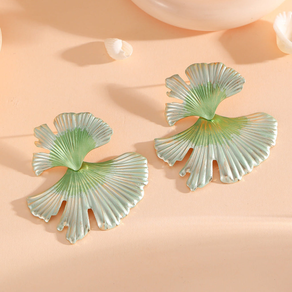 Women's hair accessories with elegant leaf design Fashion Glam