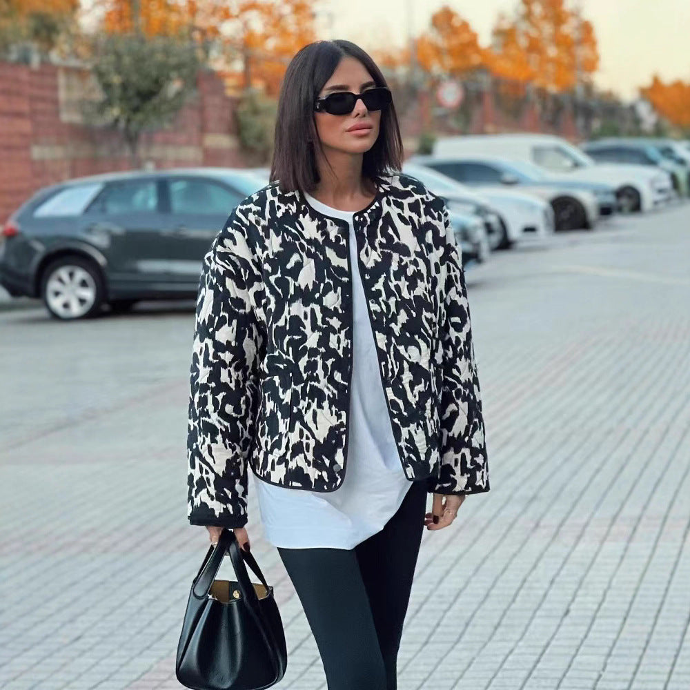 Women Padded Quilted Jacket with Abstract Leopard Print, Boxy Silhouette and Patch Pockets Fashion Glam