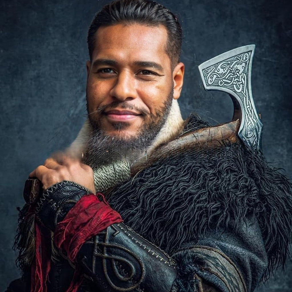 Men's historically inspired faux fur shoulder cape with leather straps Fashion Glam