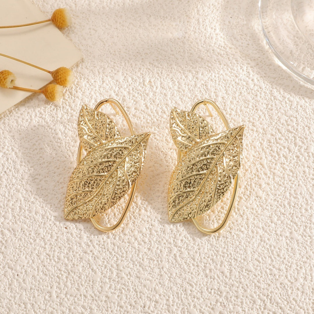 Women’s bracelet with elaborate leaf design Fashion Glam