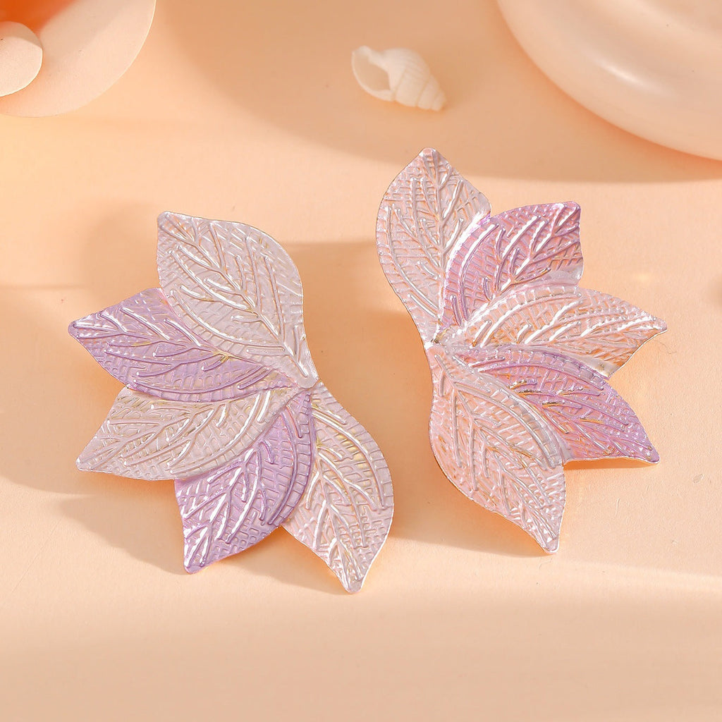 Women’s hair accessory with elaborate leaf design Fashion Glam