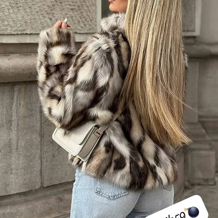 Women's Short Cut Faux Fur Jacket with Contrasting Spot Pattern and Stand Collar Fashion Glam