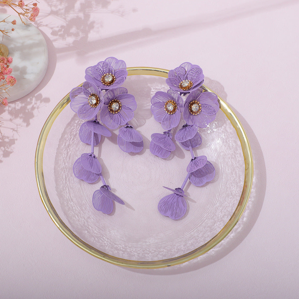Ladies' earrings in elegant floral design Fashion Glam