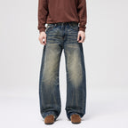 Ladies High-Waist Balloon Jeans with Used Wash and Wide Statement Leg Fashion Glam