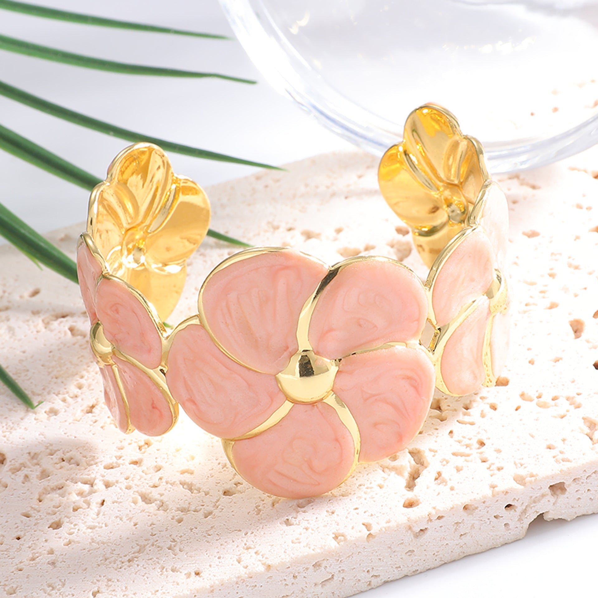 Ladies cuff bracelet with elaborate flower pattern Fashion Glam