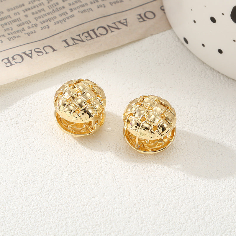 Women's Ear Clips with Elegant Pattern Fashion Glam