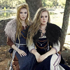 Ladies' shoulder stole made of long-fiber artificial fur with dramatic shaggy collar Fashion Glam