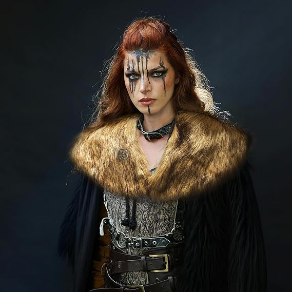 Men's Viking-inspired shoulder cape made of dense faux fur with leather trim and decorative brooch Fashion Glam