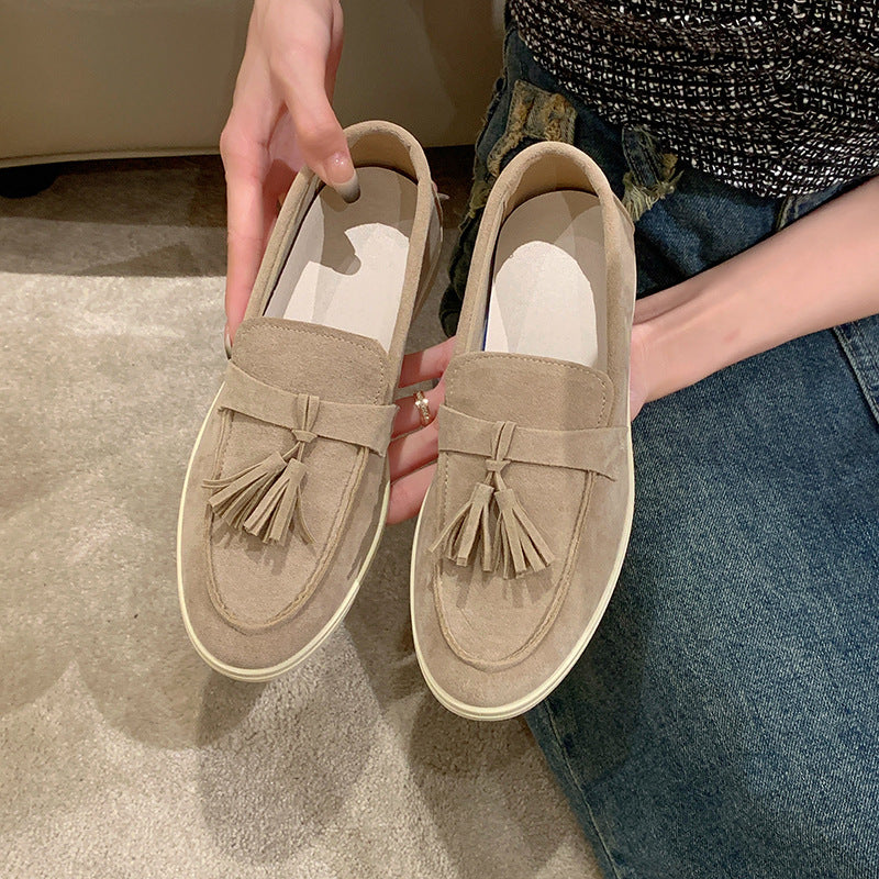 Ladies slippers with tassels made of suede and non-slip rubber sole Fashion Glam
