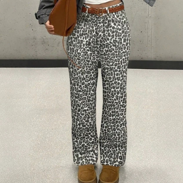 Women High-Waist Leopard-Print Palazzo Pants made of flowing fabric Fashion Glam