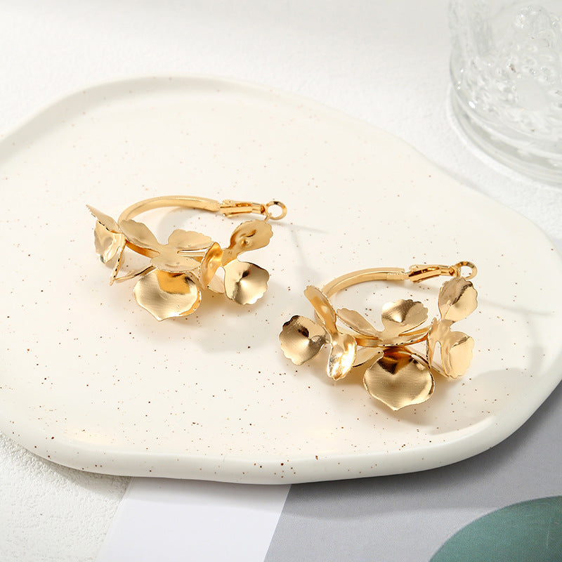 Ladies Creoles with artistic floral ornament Fashion Glam