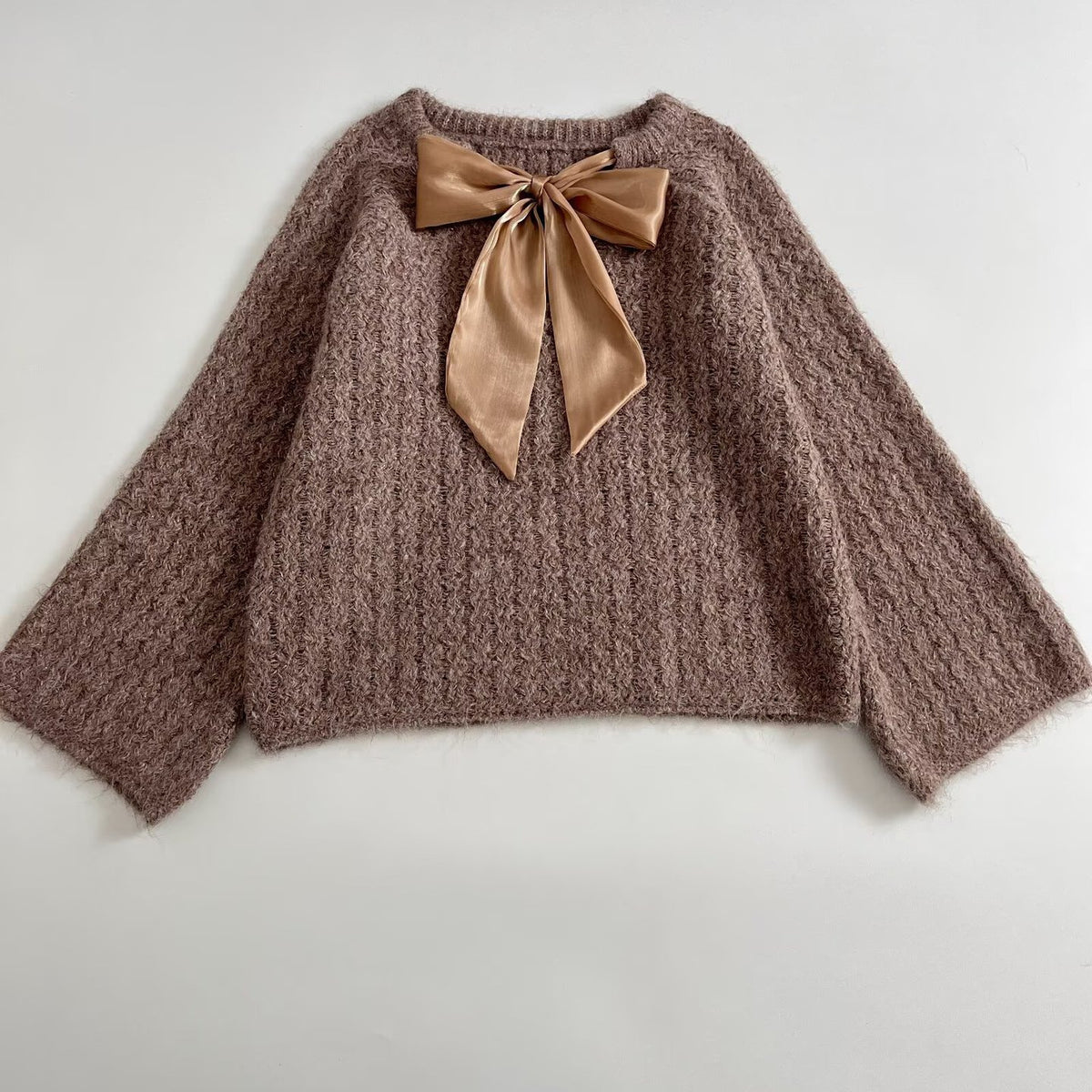 Women Oversize Mohair-Optics Knit Sweater with Back Bow Fashion Glam