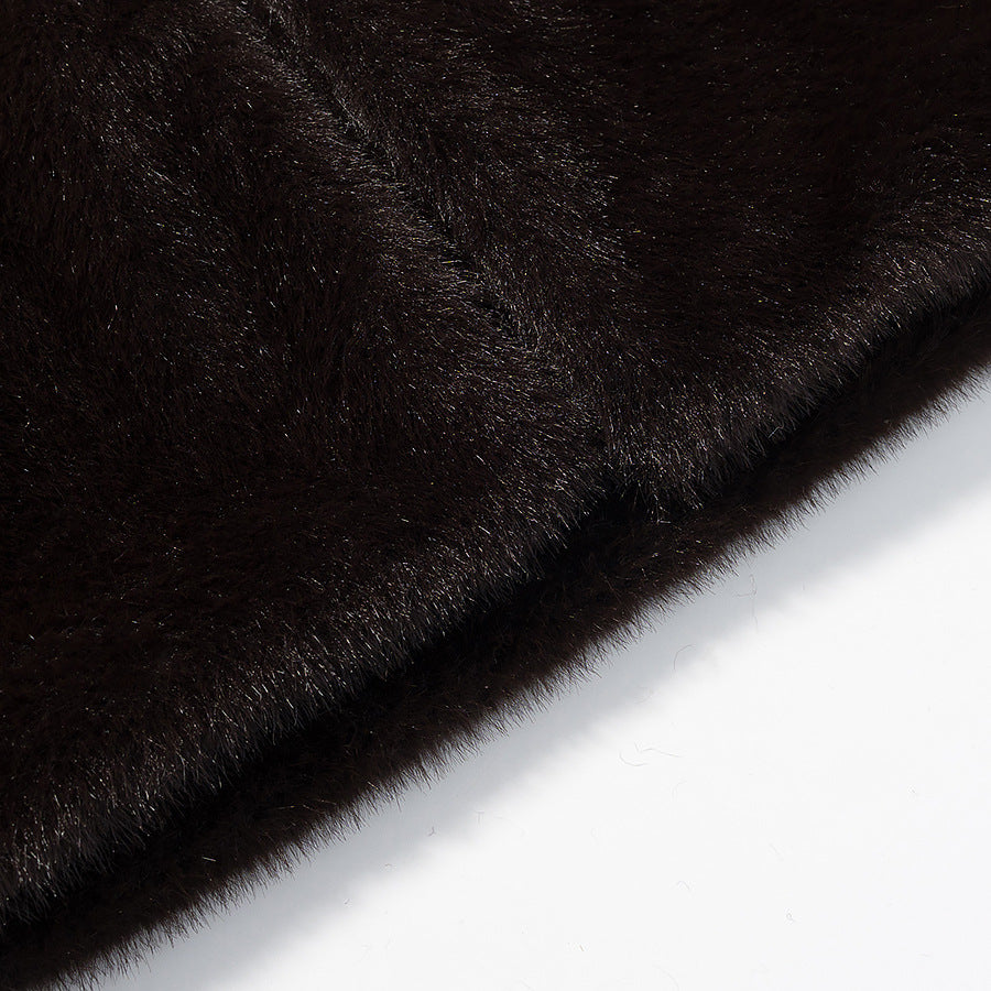 Women's Short-Cut Faux Fur Capelet with Three-Quarter Sleeves and Round Neckline Fashion Glam