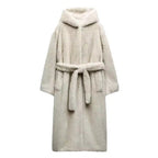 Women's hooded coat made of faux fur with a waist belt and extra soft teddy finish Fashion Glam