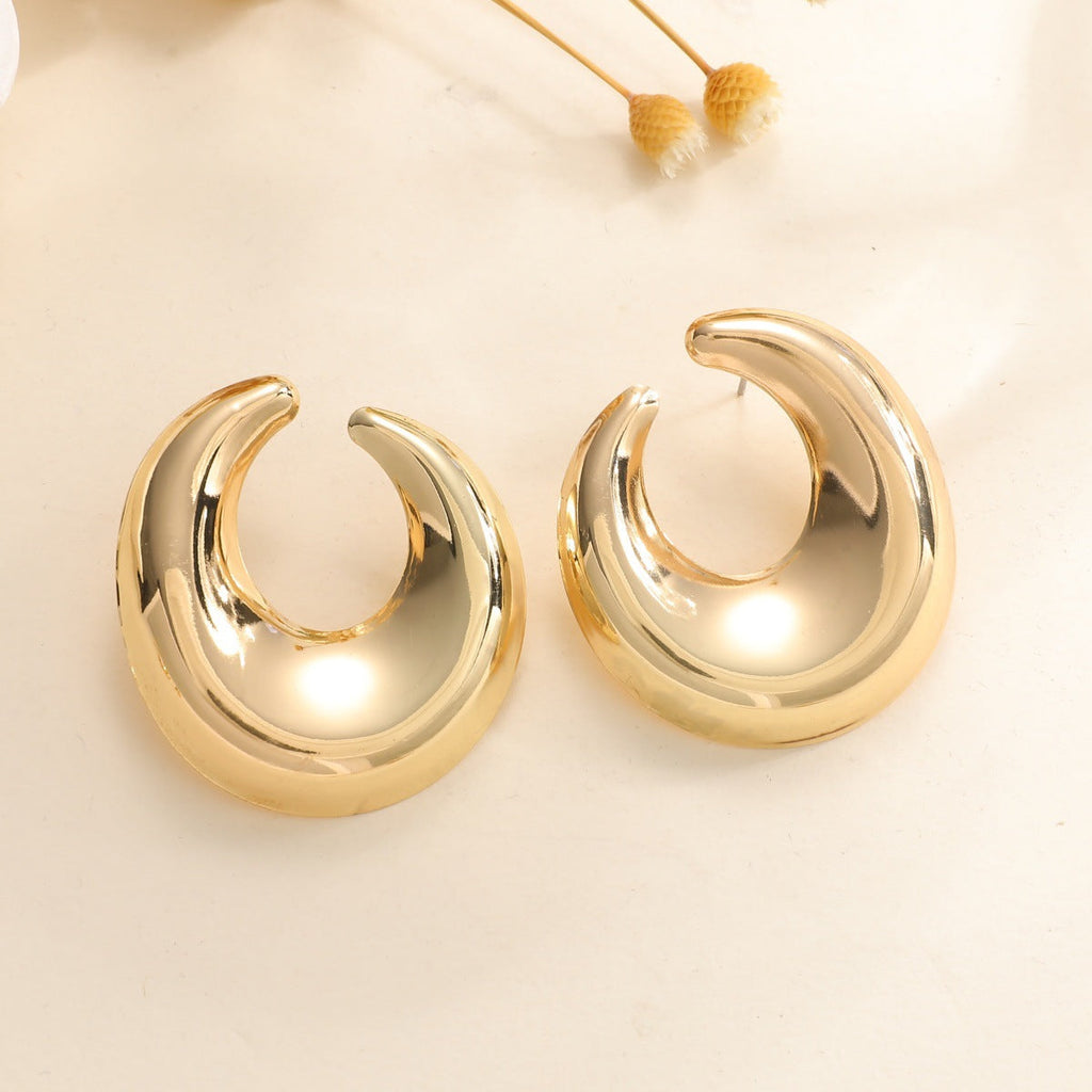 Women's earrings with elegant curved design Fashion Glam