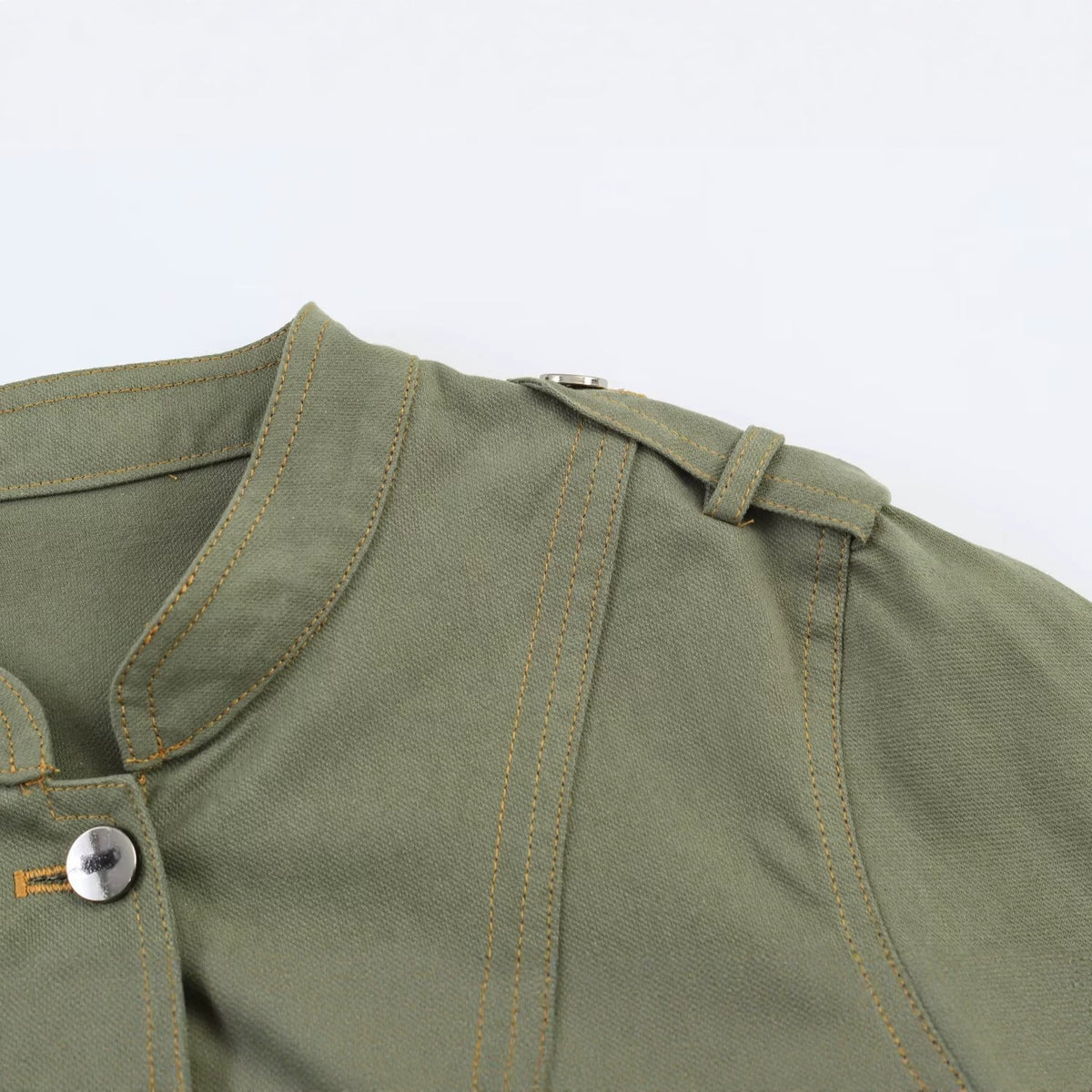 Women's short jacket in utility style with stand-up collar and shoulder straps Fashion Glam