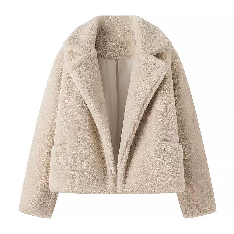 Women's Short Teddy Fleece Jacket with Lapel Collar and Side Pockets Fashion Glam