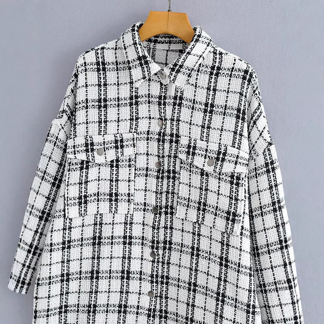 Women's Checked Boucle Shirt Jacket in Oversized Shacket Style with Chest Pockets Fashion Glam