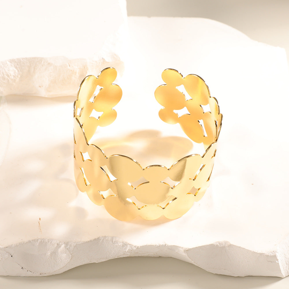 Women Open Bangle with Artistic Relief Design Fashion Glam