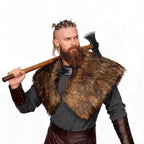 Men's shoulder cape made of faux fur in Viking style with adjustable buckle closure Fashion Glam