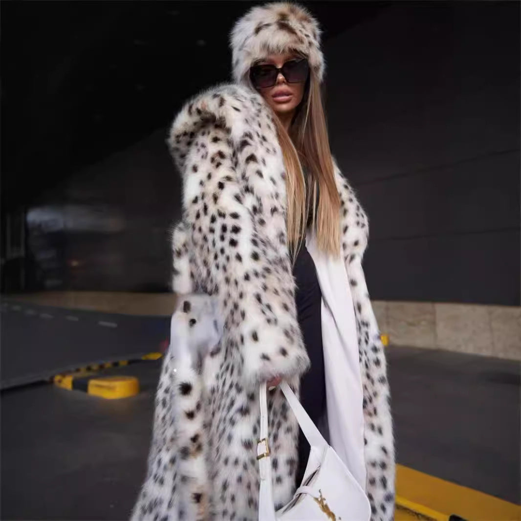 Ladies Hooded Faux Fur Coat in Oversized Silhouette with Leopard Print Fashion Glam