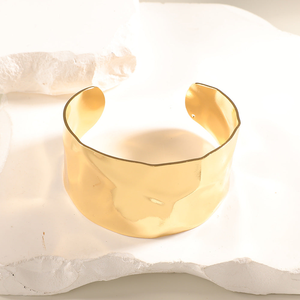Women Open Bangle with Artistic Relief Design Fashion Glam