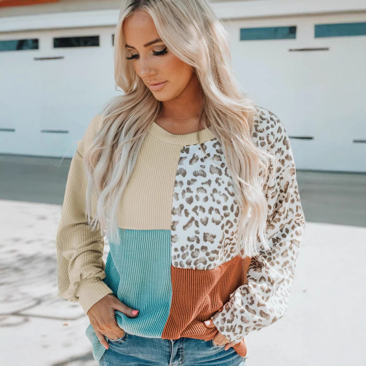 Ladies Oversize Patchwork Sweater with Animal Print and Textured Knit Fashion Glam