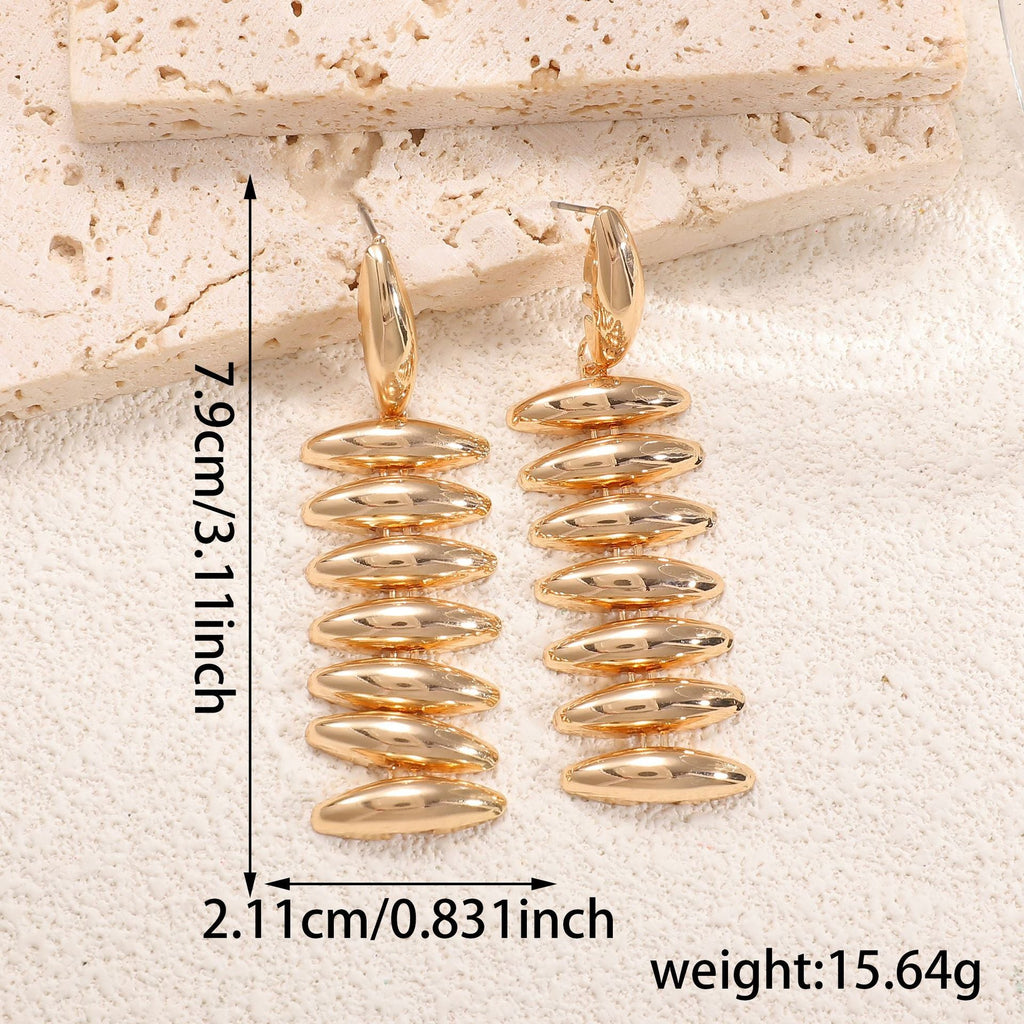 Ladies Hanging Earrings in Modern Spiral Design Fashion Glam