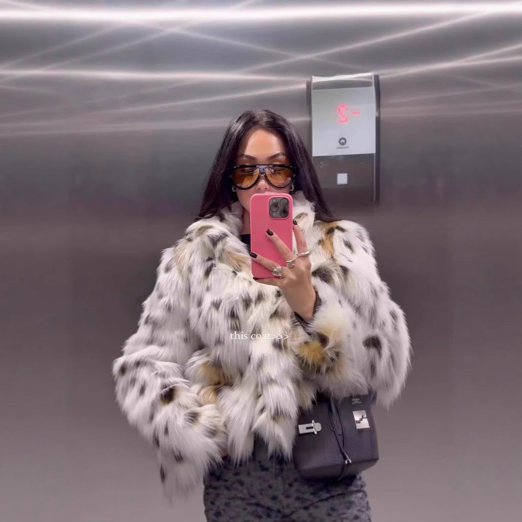 Ladies short jacket made from luxurious faux fur with spotted fur look and straight silhouette Fashion Glam
