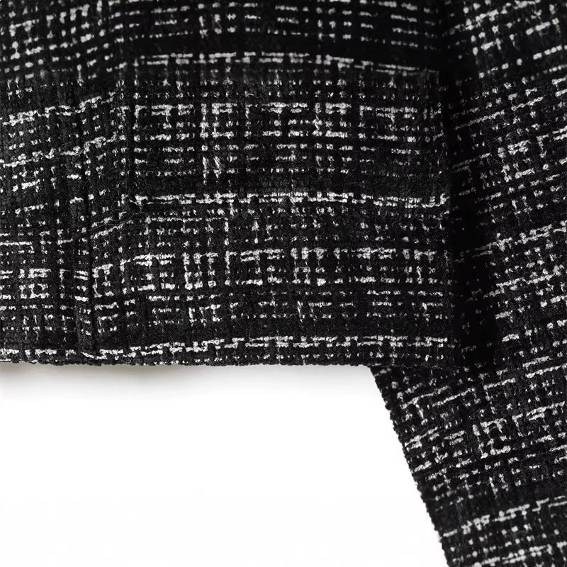 Women's Boxy Tweed Jacket in Boucle Look with Concealed Button Placket and Boxy Silhouette Fashion Glam