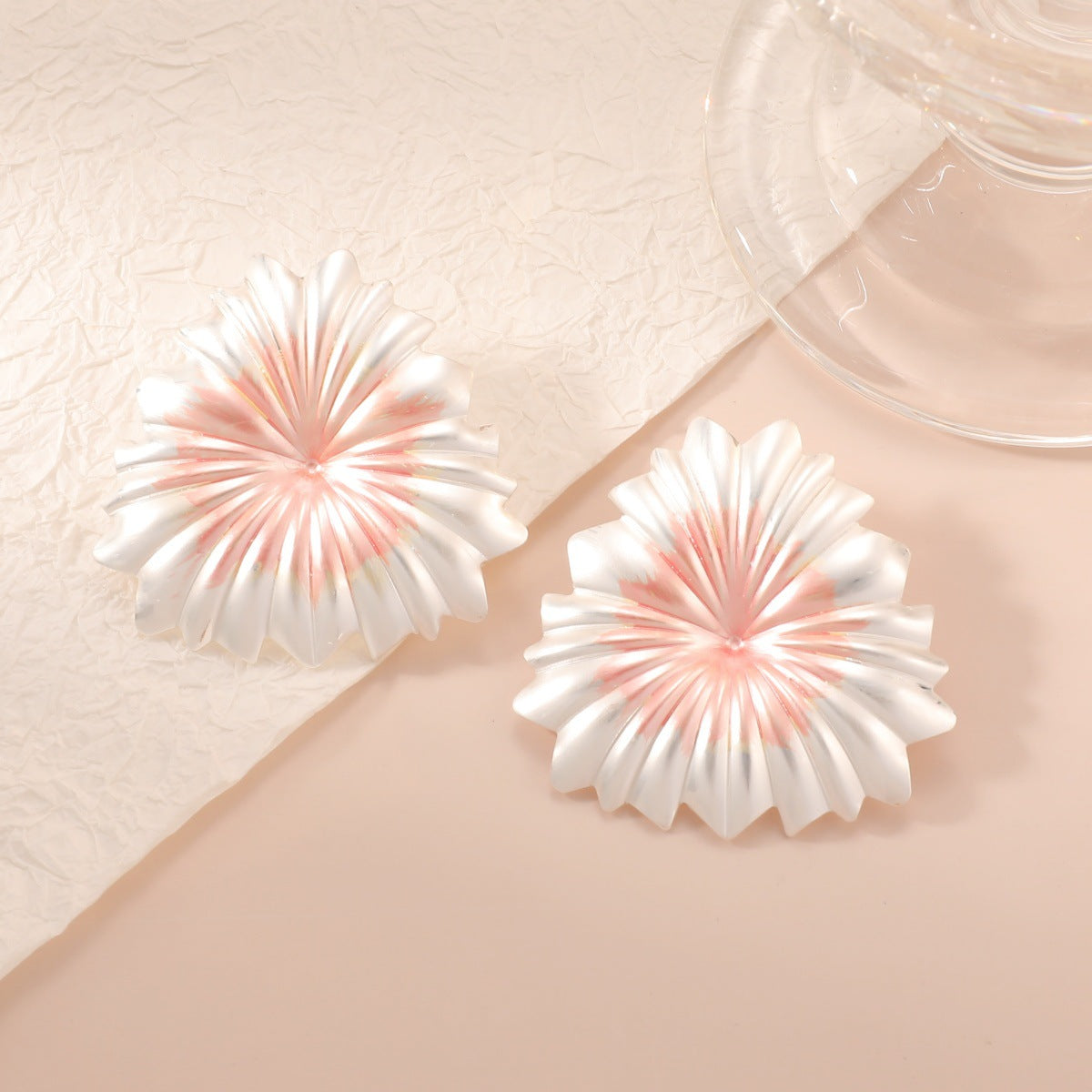 Women's Hair Clips in Elegant Plant Motif Fashion Glam