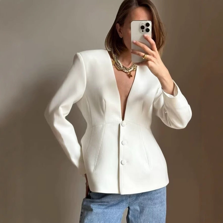 Women's tailored blazer with deep V-neck and contoured princess seam Fashion Glam