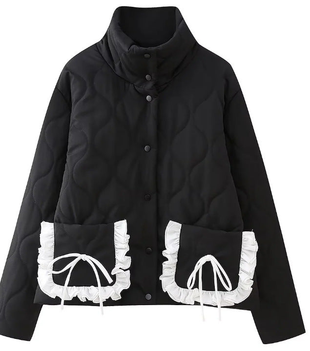 Women’s quilted jacket with stand-up collar and contrasting ruffled pockets Fashion Glam