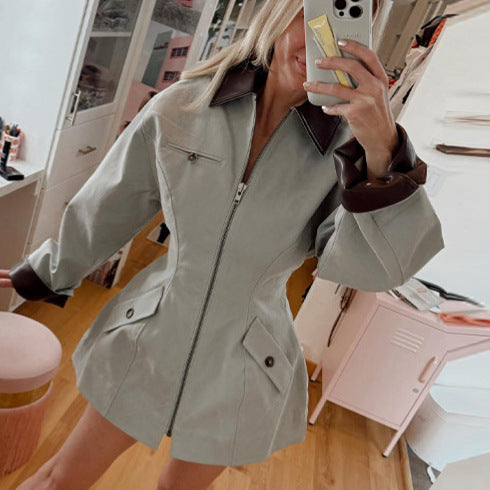 Ladies short jacket in oversized leather look with contrasting shirt collar Fashion Glam