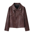 Women's short jacket made of faux leather in a boxy cut with snap button closure Fashion Glam