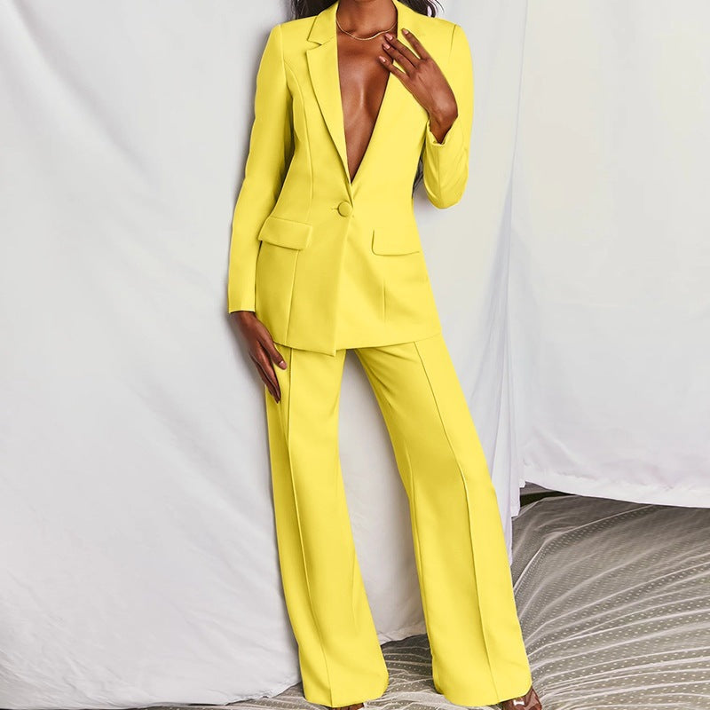 Ladies Elegant Two-Piece Suit with Tailored Long Blazer and Wide Pleated Pant Leg Fashion Glam