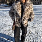 Women Flecked Short Faux Fur Jacket with Boxy Silhouette and Voluminous Pile Fashion Glam