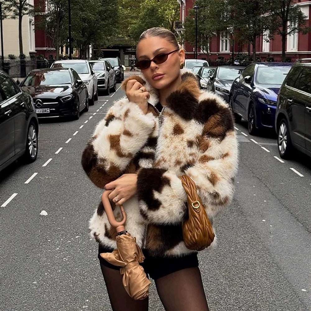 Women's Short Patchwork Faux Fur Jacket with Zipper and Boxy Silhouette Fashion Glam